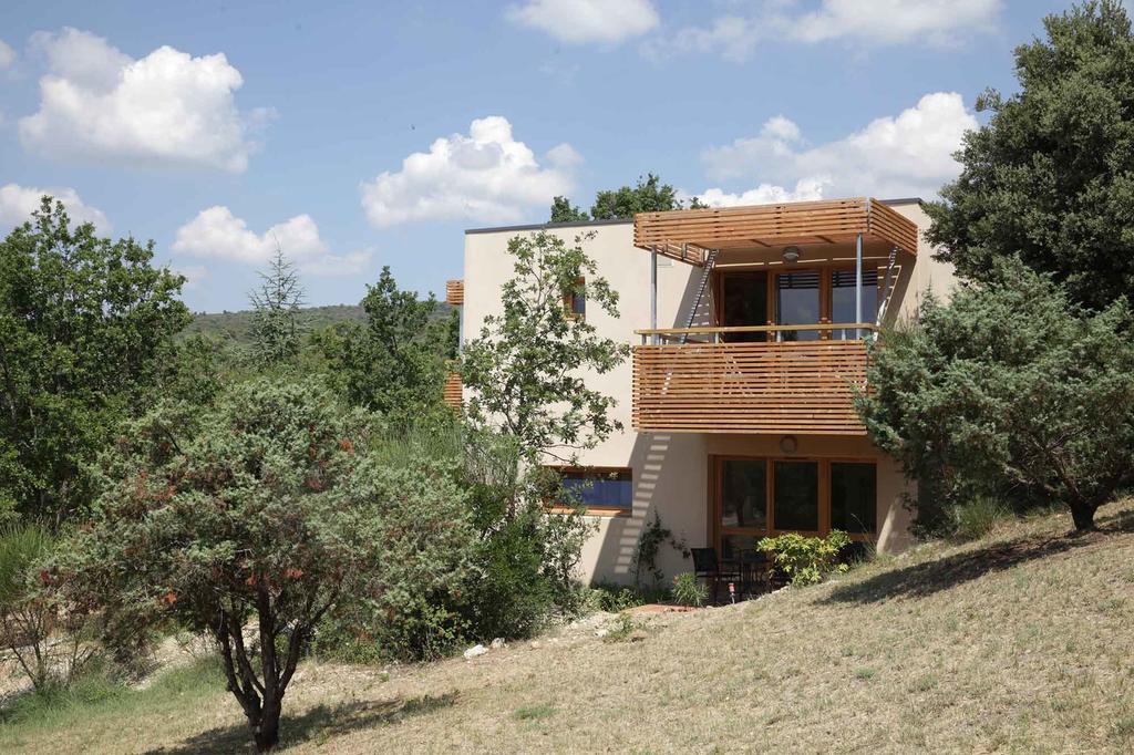 Villa La Source à Saint-Saturnin-lès-Apt Chambre photo
